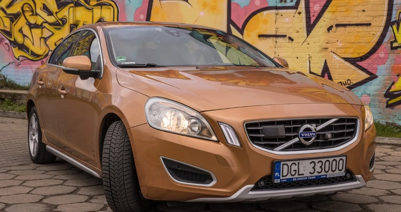 Volvo S60 cena 38500 przebieg: 348000, rok produkcji 2010 z Września małe 172